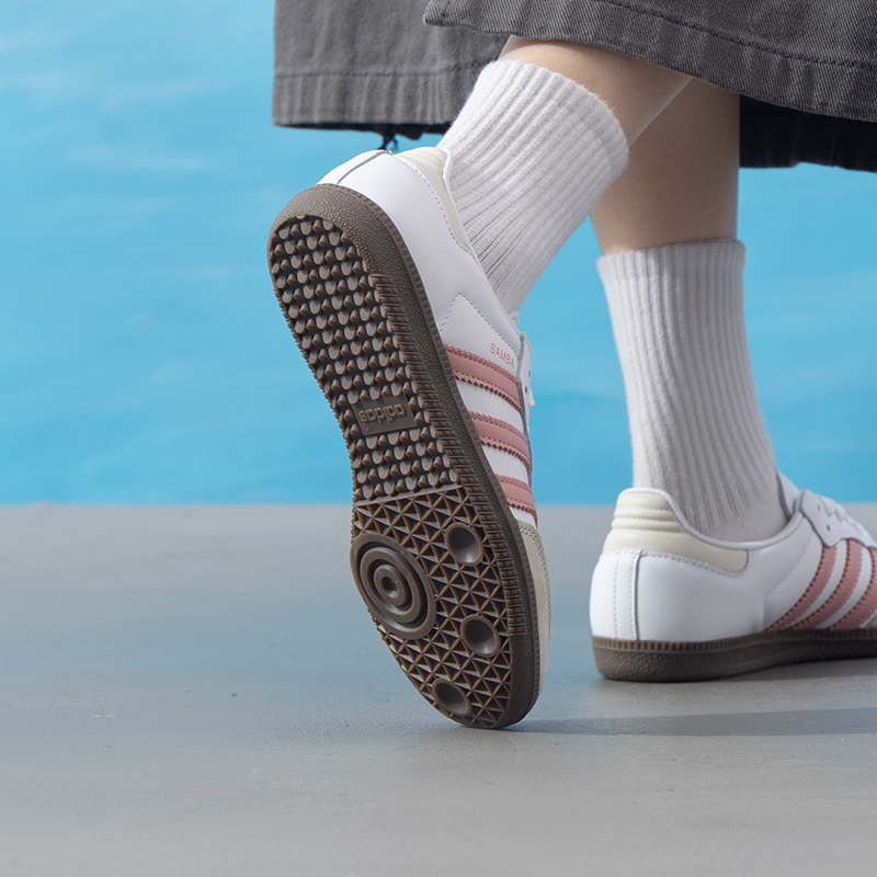 アディダス オリジナルス サンバ OG レディース カジュア - Adidas Shoes Samba のレビューと価格
